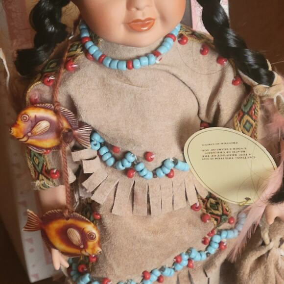 Vintage Native American Doll Emerald Doll Collection Exclusive Design New - Picture 11 of 13